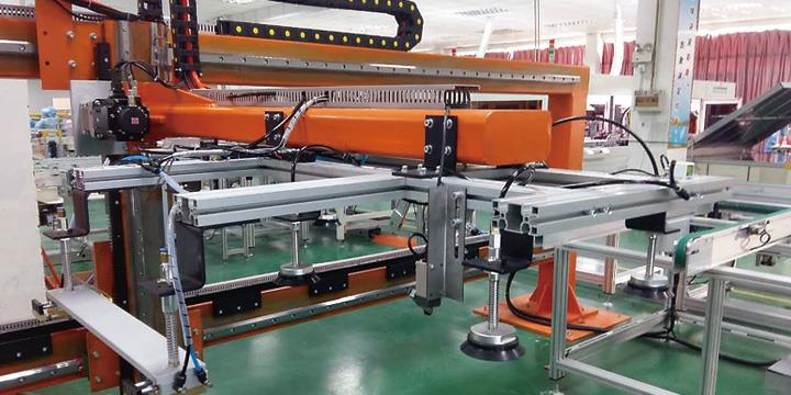 光伏組件制造設(shè)備-自動(dòng)上玻璃機(jī)